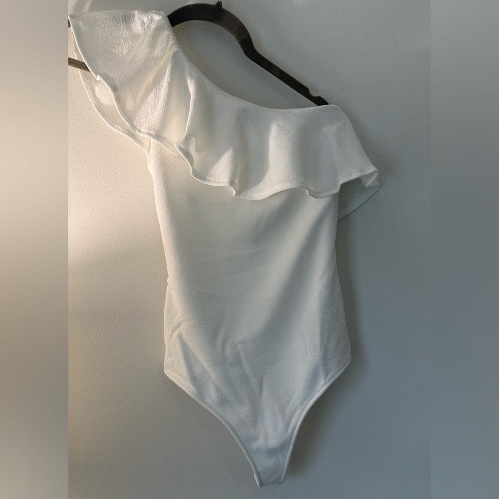 Show Me Your MuMu White One-Shoulder Bodysuit